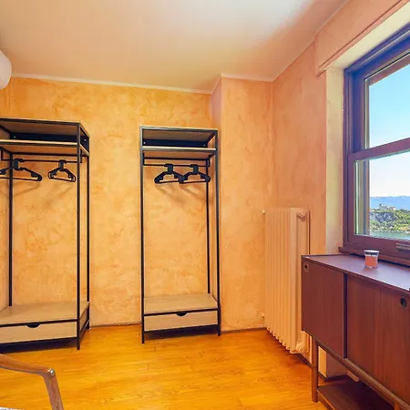 Stylish & Spectacular Views! - La Rocca Villa Arona