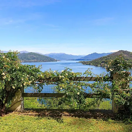 Stylish & Spectacular Views! - La Rocca Arona