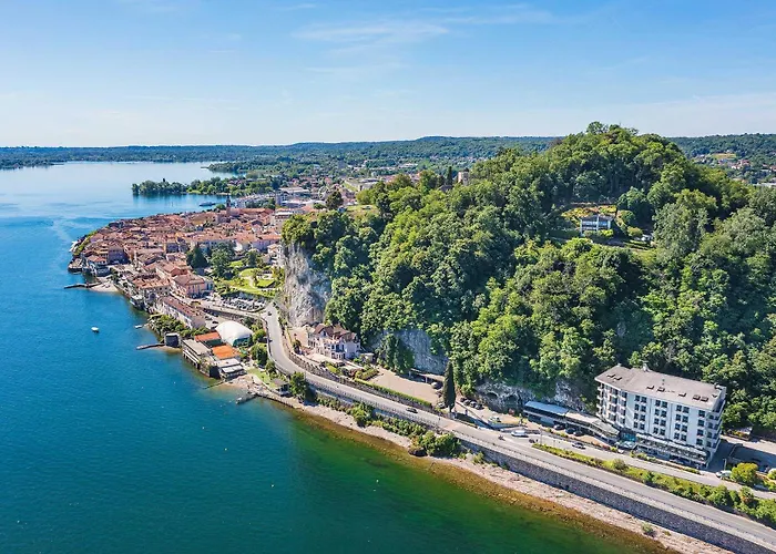 Stylish & Spectacular Views! - La Rocca Willa *